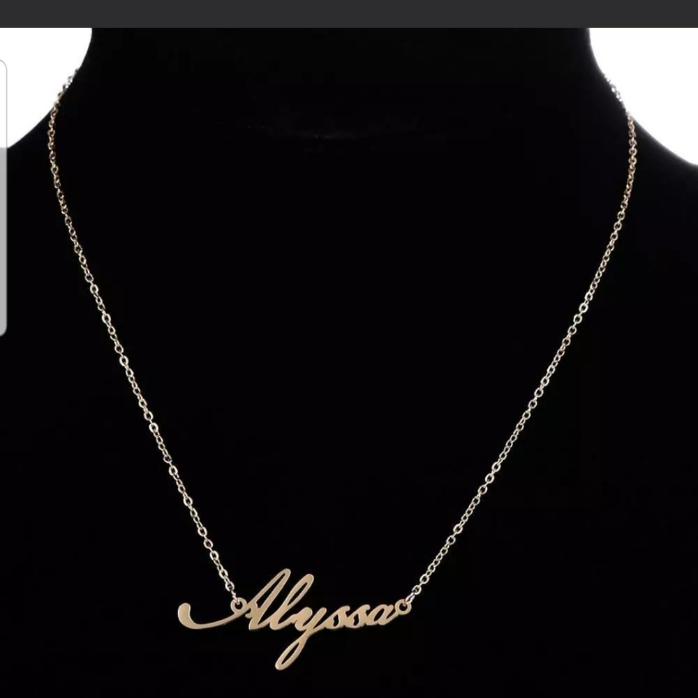 Custom Alyssa NAMEPLATE necklace